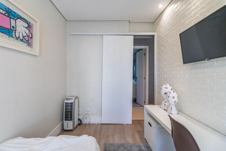 Apartamento à venda com 70m², 2 quartos e 1 vaga Apartamento à venda com 70m², 2 quartos e 1 vagaQuarto