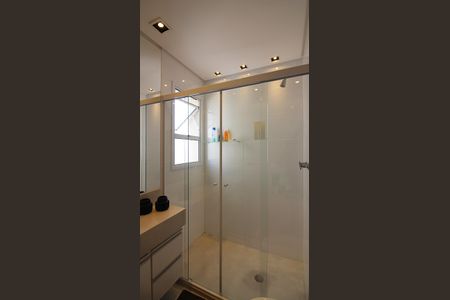 Apartamento à venda com 242m², 3 quartos e 4 vagasSuíte 2 Banheiro 