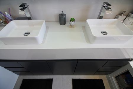 Apartamento à venda com 242m², 3 quartos e 4 vagasSuíte 1 Banheiro 