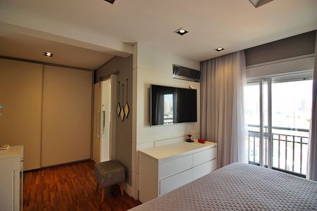 Apartamento à venda com 242m², 3 quartos e 4 vagasSuíte 1