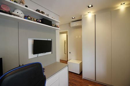 Apartamento à venda com 242m², 3 quartos e 4 vagasSuíte 3