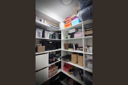 Apartamento à venda com 242m², 3 quartos e 4 vagasDespensa