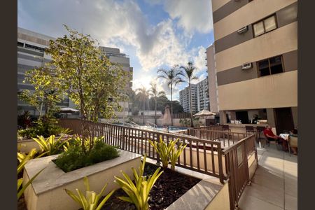 Apartamento à venda com 119m², 2 quartos e 1 vagaÁrea comum - Piscina