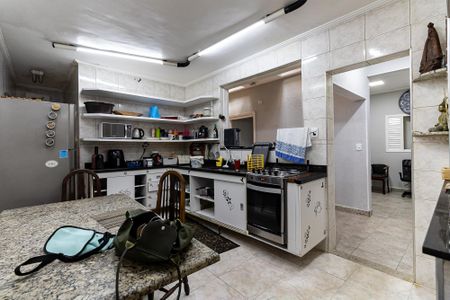Casa à venda com 525m², 8 quartos e 4 vagas Casa à venda com 525m², 8 quartos e 4 vagasCasa 2 - Cozinha