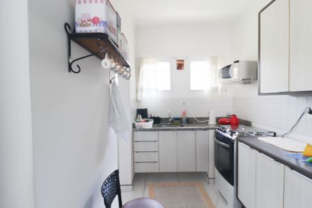Casa de condomínio à venda com 106m², 3 quartos e 2 vagas Casa de condomínio à venda com 106m², 3 quartos e 2 vagasCozinha e Área de Serviço