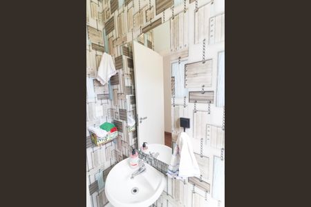 Casa de condomínio à venda com 106m², 3 quartos e 2 vagas Casa de condomínio à venda com 106m², 3 quartos e 2 vagasBanheiro