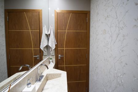 Casa à venda com 140m², 3 quartos e 2 vagas Casa à venda com 140m², 3 quartos e 2 vagasLavabo