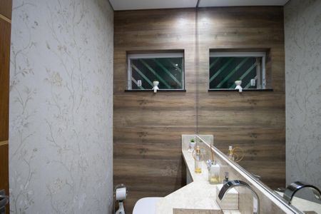 Casa à venda com 140m², 3 quartos e 2 vagas Casa à venda com 140m², 3 quartos e 2 vagasLavabo