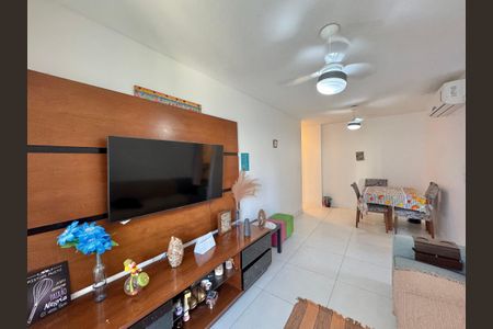 Apartamento à venda com 68m², 2 quartos e 1 vaga Apartamento à venda com 68m², 2 quartos e 1 vagaSala