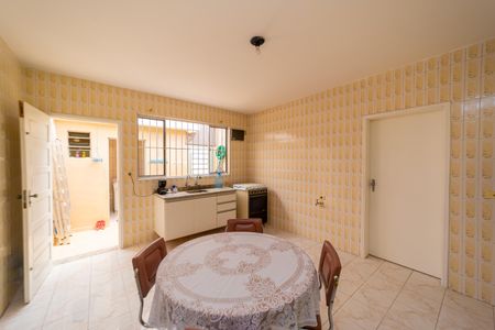 Casa à venda com 150m², 2 quartos e 1 vaga Casa à venda com 150m², 2 quartos e 1 vagaCozinha