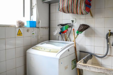 Apartamento à venda com 74m², 2 quartos e 1 vaga Apartamento à venda com 74m², 2 quartos e 1 vagaÁrea de Serviço