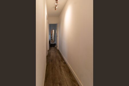 Apartamento à venda com 69m², 2 quartos e 1 vagaCorredor