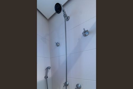 Apartamento à venda com 69m², 2 quartos e 1 vagaBanheiro do Corredor