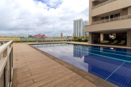 Apartamento à venda com 69m², 2 quartos e 1 vagaÁrea comum - Piscina