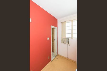 Apartamento à venda com 79m², 2 quartos e 1 vaga Apartamento à venda com 79m², 2 quartos e 1 vagaQuarto de Serviço