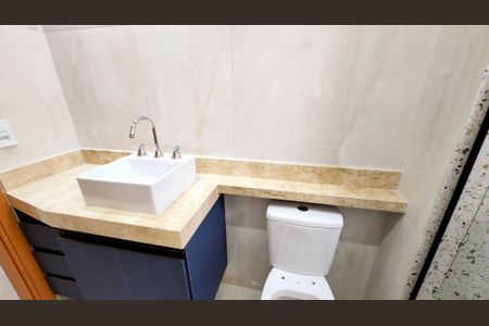 Apartamento à venda com 70m², 2 quartos e 1 vagaQuarto 01 Banheiro