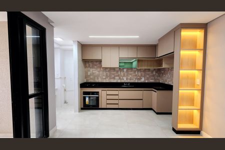 Apartamento à venda com 70m², 2 quartos e 1 vagaSala/Cozinha