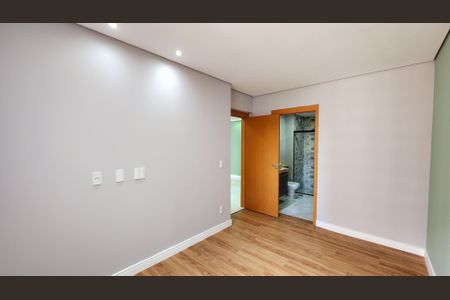 Apartamento à venda com 70m², 2 quartos e 1 vagaQuarto 02