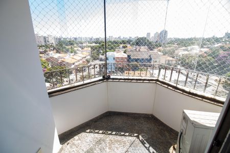 Apartamento para alugar com 190m², 4 quartos e 3 vagasQuarto 4 - Suíte 2 - Varanda