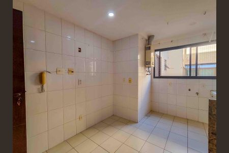 Apartamento à venda com 112m², 3 quartos e 2 vagas Apartamento à venda com 112m², 3 quartos e 2 vagasCozinha