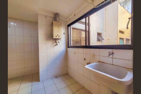 Apartamento à venda com 112m², 3 quartos e 2 vagas Apartamento à venda com 112m², 3 quartos e 2 vagasÁrea de Serviço