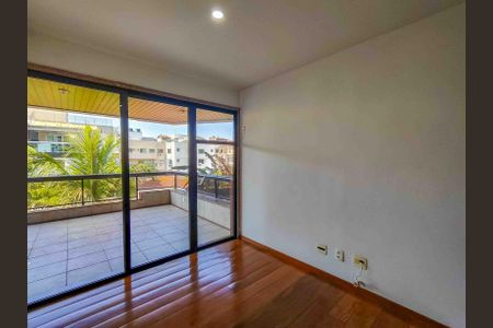 Apartamento à venda com 112m², 3 quartos e 2 vagas Apartamento à venda com 112m², 3 quartos e 2 vagasQuarto 1