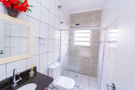Casa à venda com 90m², 2 quartos e 2 vagasBanheiro