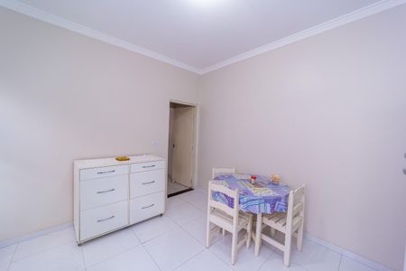 Casa à venda com 90m², 2 quartos e 2 vagasCozinha