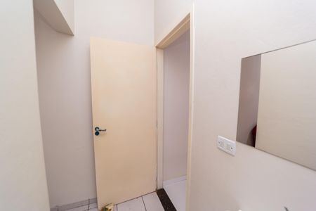 Casa à venda com 90m², 2 quartos e 2 vagasLavabo