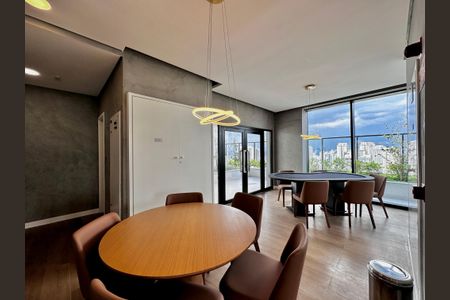 Apartamento à venda com 23m², 1 quarto e sem vaga Apartamento à venda com 23m², 1 quarto e sem vagaÁrea comum - Salão de Jogos