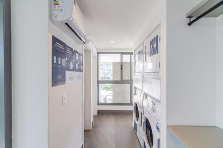 Studio à venda com 31m², 1 quarto e 1 vagaÁrea comum - Lavanderia