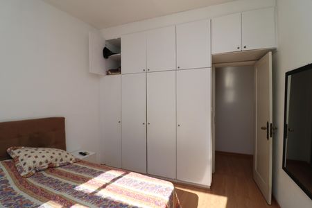 Apartamento à venda com 78m², 3 quartos e 1 vagaQuarto 2