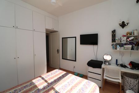 Apartamento à venda com 78m², 3 quartos e 1 vagaQuarto 2