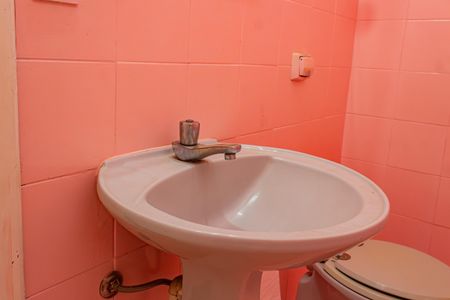 Casa à venda com 276m², 4 quartos e 4 vagas Casa à venda com 276m², 4 quartos e 4 vagasLavabo
