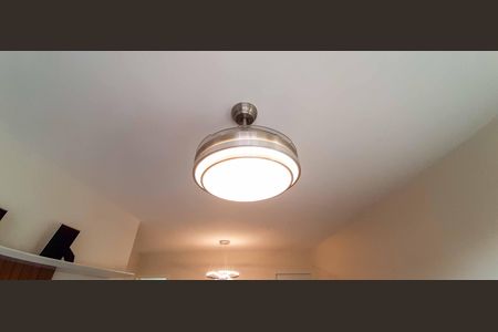 Apartamento à venda com 93m², 3 quartos e 2 vagas Apartamento à venda com 93m², 3 quartos e 2 vagasSala