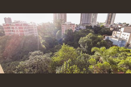 Apartamento à venda com 93m², 3 quartos e 2 vagas Apartamento à venda com 93m², 3 quartos e 2 vagasVista da Área de Serviço