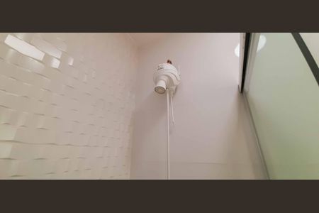 Apartamento à venda com 93m², 3 quartos e 2 vagas Apartamento à venda com 93m², 3 quartos e 2 vagasBanheiro de Serviço