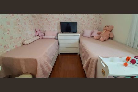 Apartamento à venda com 93m², 3 quartos e 2 vagas Apartamento à venda com 93m², 3 quartos e 2 vagasQuarto 2