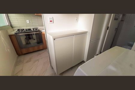 Apartamento à venda com 93m², 3 quartos e 2 vagas Apartamento à venda com 93m², 3 quartos e 2 vagasÁrea de Serviço