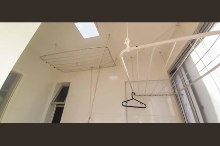 Apartamento à venda com 93m², 3 quartos e 2 vagas Apartamento à venda com 93m², 3 quartos e 2 vagasÁrea de Serviço