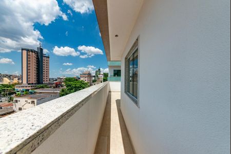Apartamento à venda com 163m², 4 quartos e 3 vagas Apartamento à venda com 163m², 4 quartos e 3 vagasVaranda