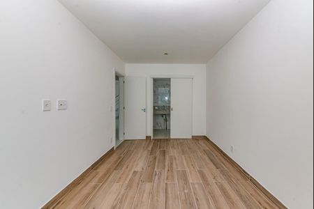 Apartamento à venda com 163m², 4 quartos e 3 vagas Apartamento à venda com 163m², 4 quartos e 3 vagasSuíte