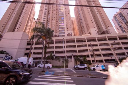 Apartamento à venda com 85m², 2 quartos e 2 vagas Apartamento à venda com 85m², 2 quartos e 2 vagasFachada