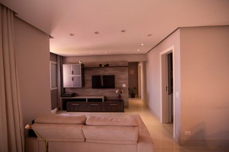 Apartamento à venda com 85m², 2 quartos e 2 vagas Apartamento à venda com 85m², 2 quartos e 2 vagasSala