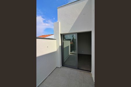Casa à venda com 190m², 3 quartos e 4 vagasSacada Quarto 2 e 3