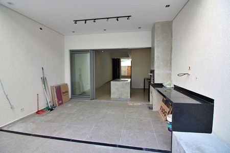 Casa à venda com 190m², 3 quartos e 4 vagasÁrea de Serviço e Espaço Gourmet