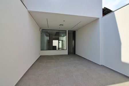 Casa à venda com 190m², 3 quartos e 4 vagasGaragem