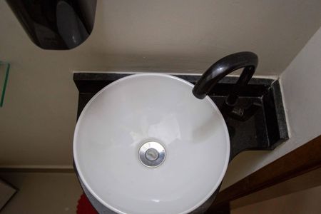 Casa à venda com 127m², 3 quartos e 2 vagasLavabo