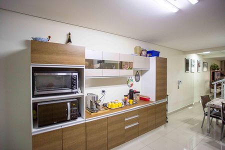 Casa à venda com 127m², 3 quartos e 2 vagasCozinha
