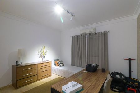 Casa de condomínio à venda com 365m², 4 quartos e 2 vagasQuarto da suíte 3 - Suíte americana